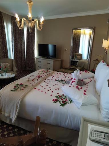 Hotel El Djazair El Mouradia Eksteriør bilde